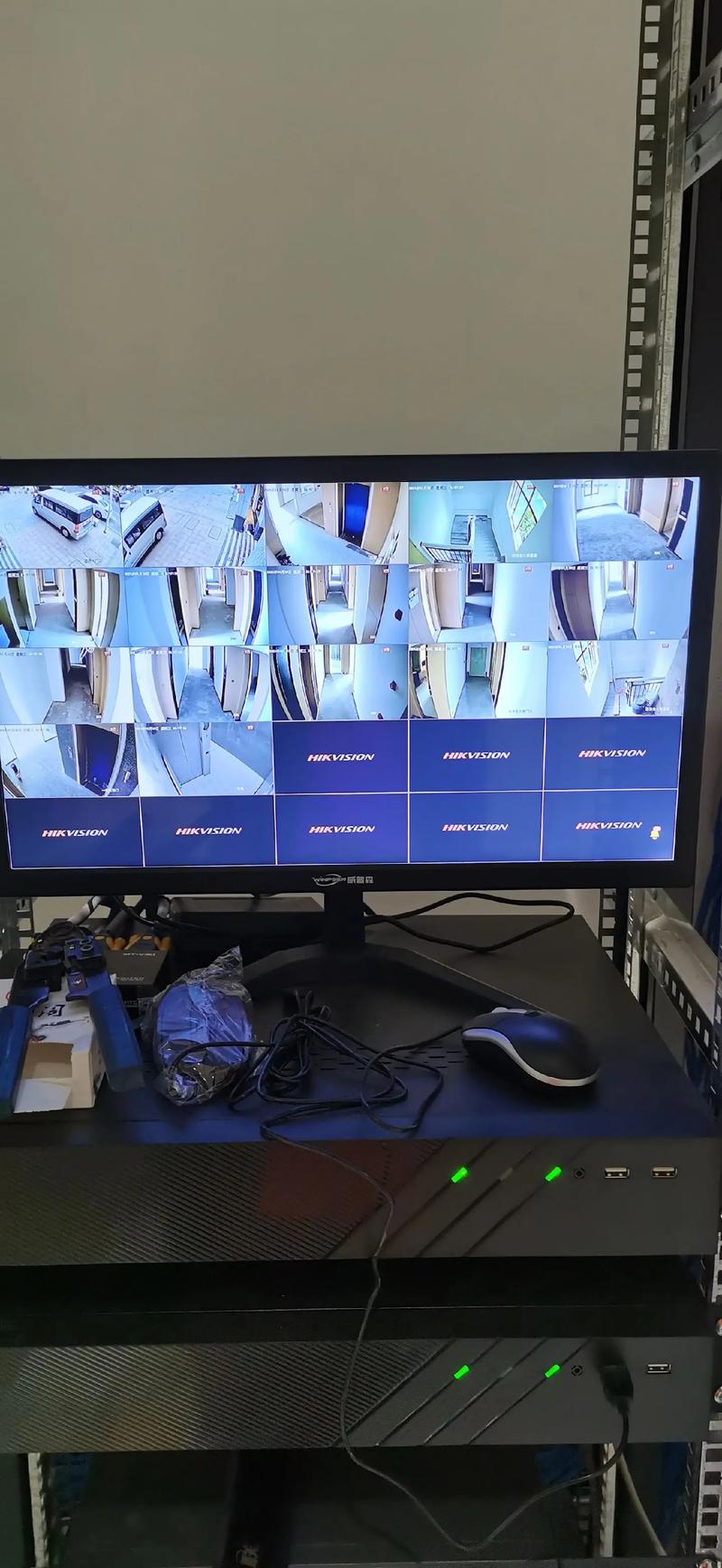 智能化弱電工程 酒店監(jiān)控、無線網(wǎng)絡(luò)與程控集團(tuán)電話安裝調(diào)試完工